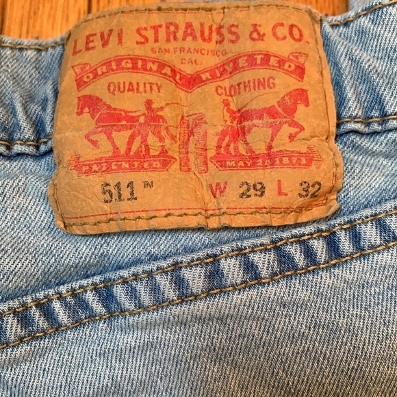 Levi’s 511 Slim Fit Light Wash Distressed Red Tab Mid-Rise Jeans Unisex 29W 32L - Picture 5 of 10